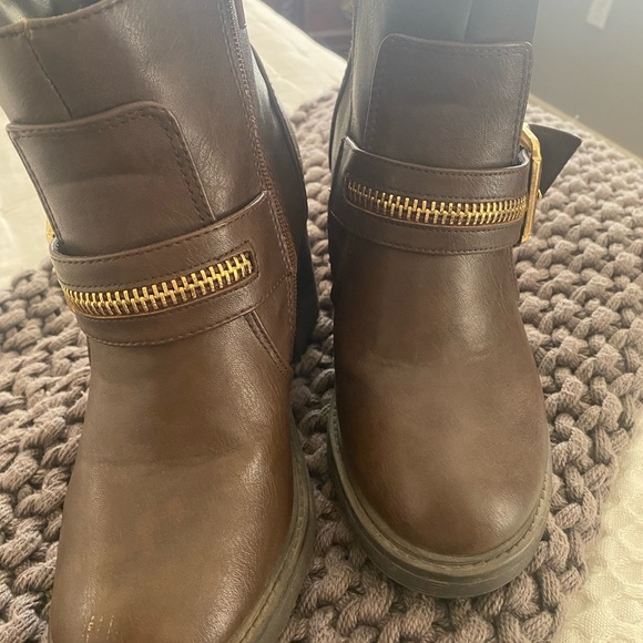 Brown Leather Ankle Boots with Gold Accents - Picture 1 of 7